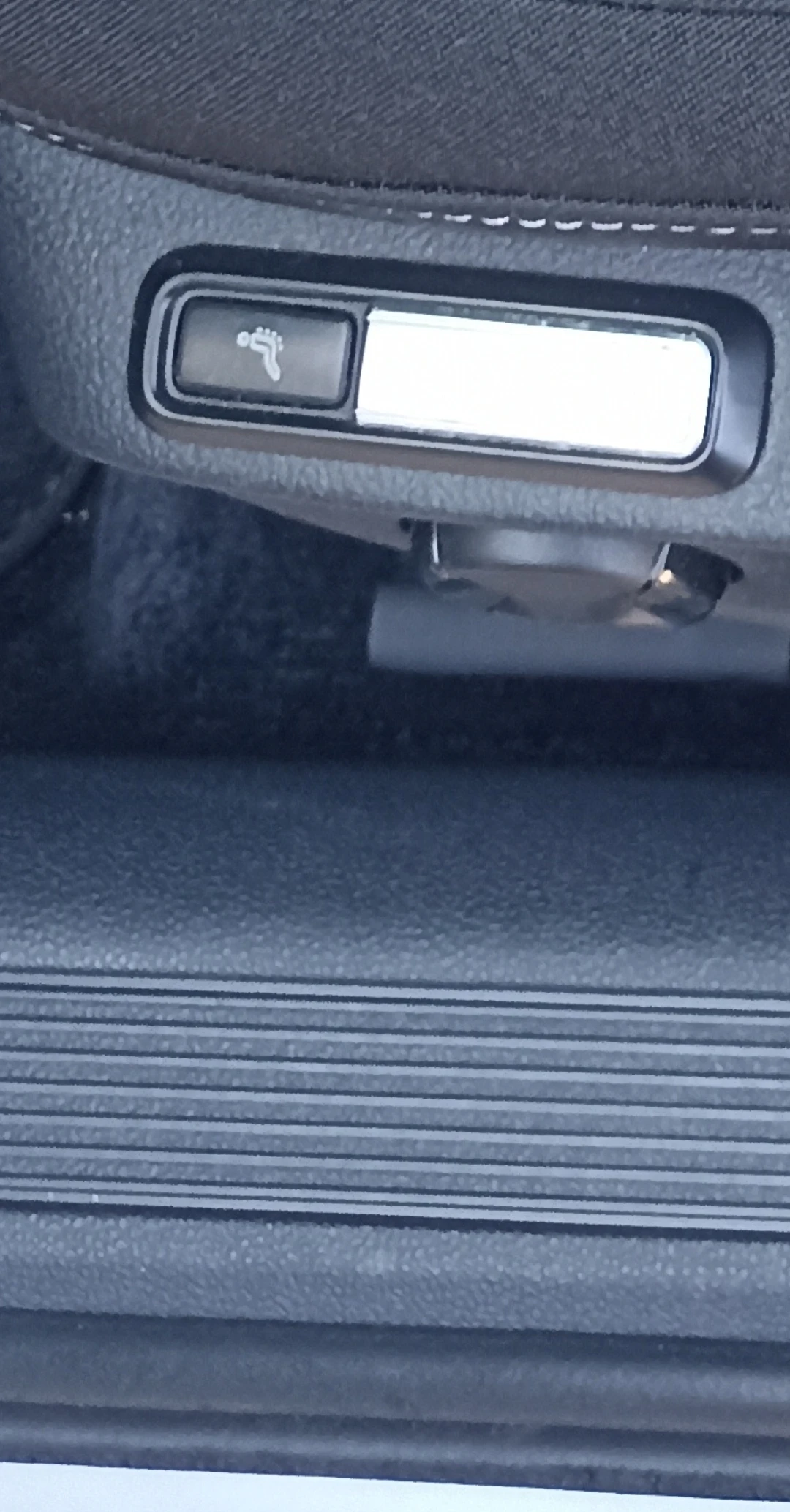 VW Passat TDI, снимка 17 - Автомобили и джипове - 55752632