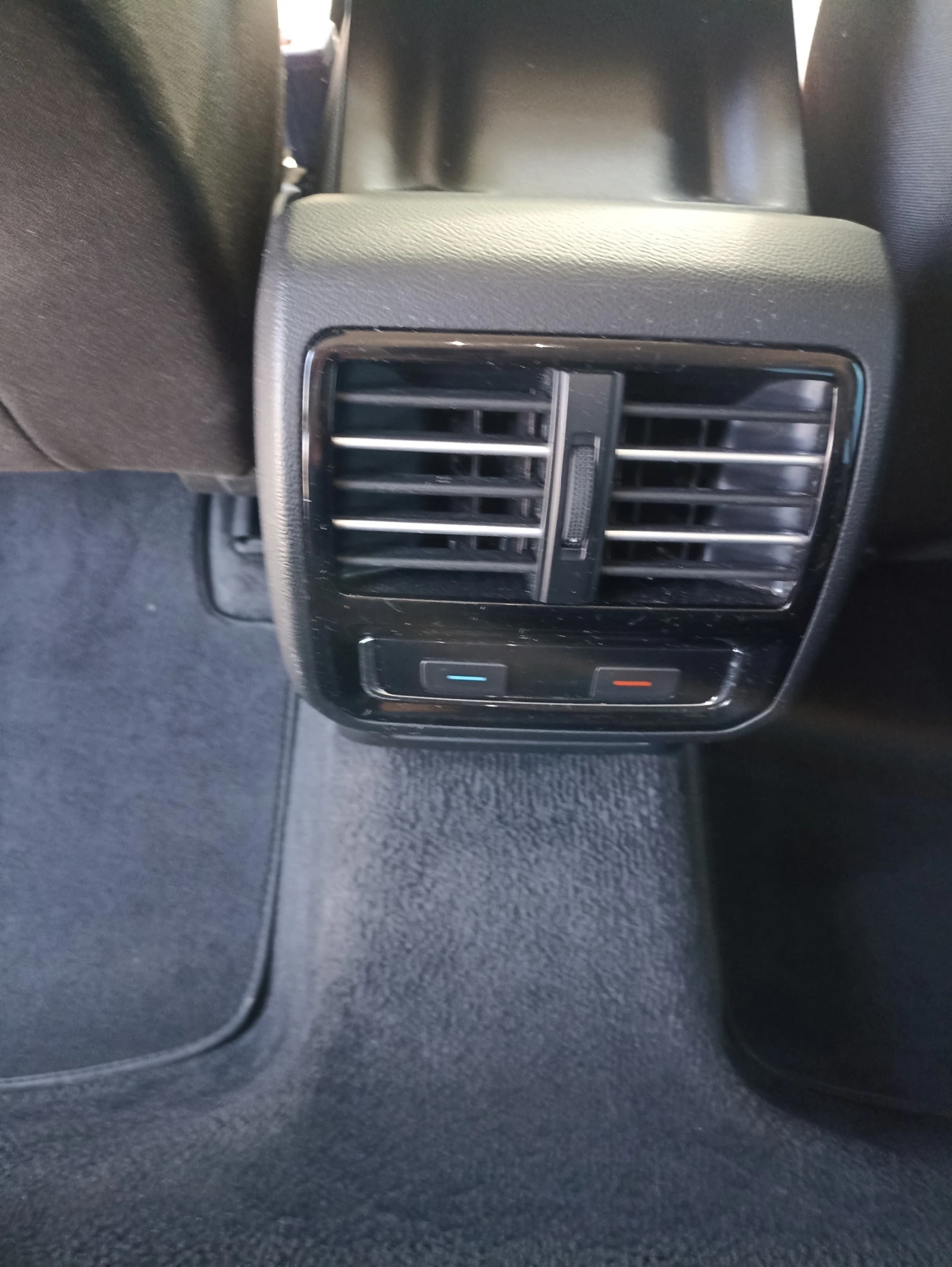 VW Passat TDI, снимка 10 - Автомобили и джипове - 55752632