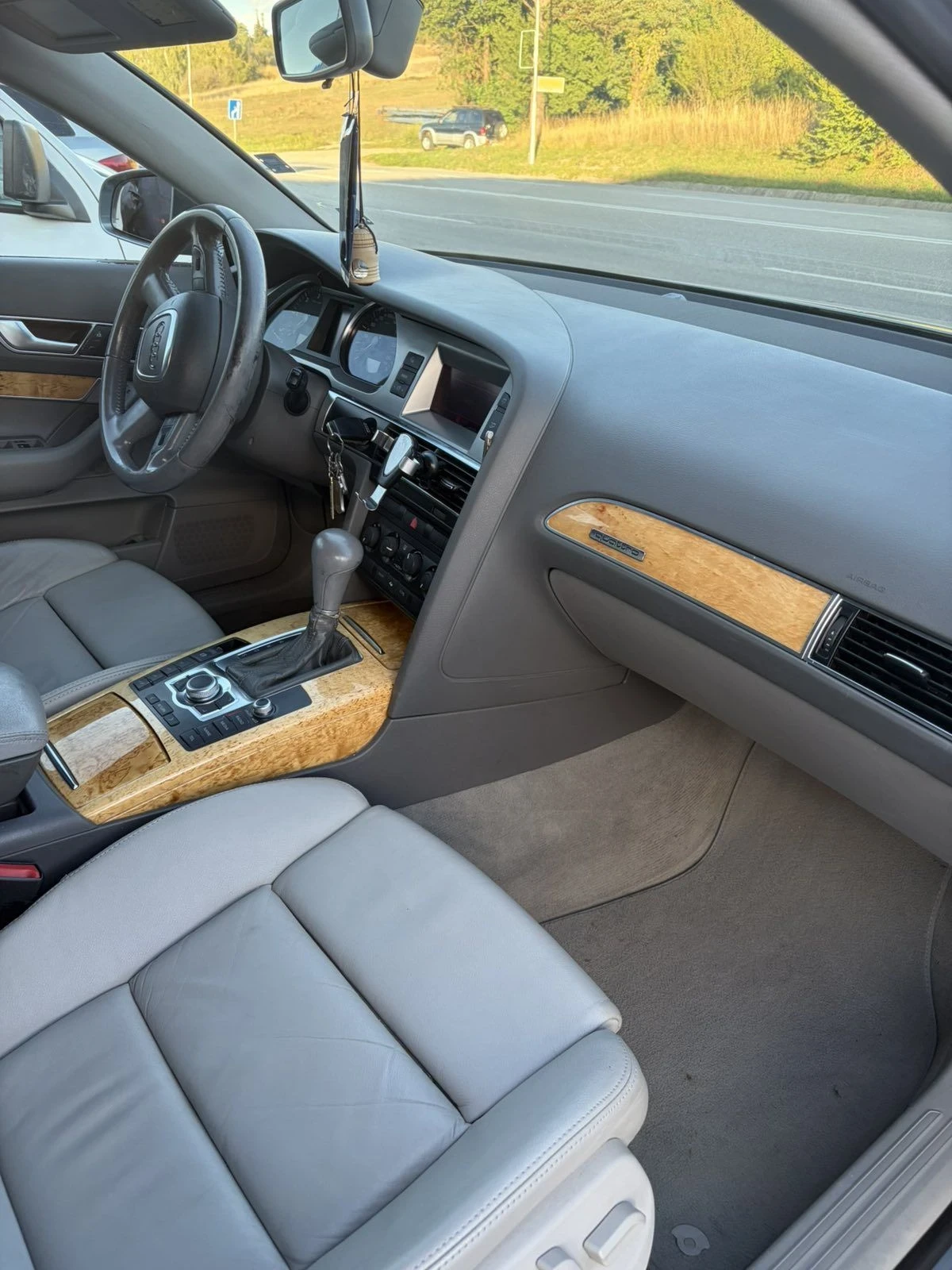 Audi A6 2.7 quattro, снимка 6 - Автомобили и джипове - 55954359