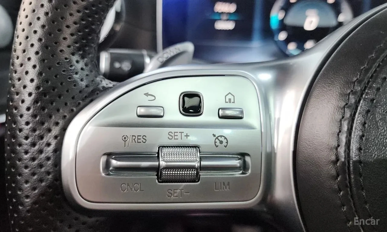 Mercedes-Benz E 220 * COUPE * ЦЕНА ДО БЪЛГАРИЯ * , снимка 16 - Автомобили и джипове - 56084345