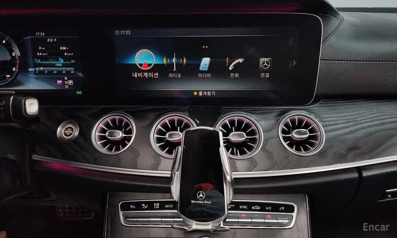 Mercedes-Benz E 220 * COUPE * ЦЕНА ДО БЪЛГАРИЯ * , снимка 12 - Автомобили и джипове - 56084345