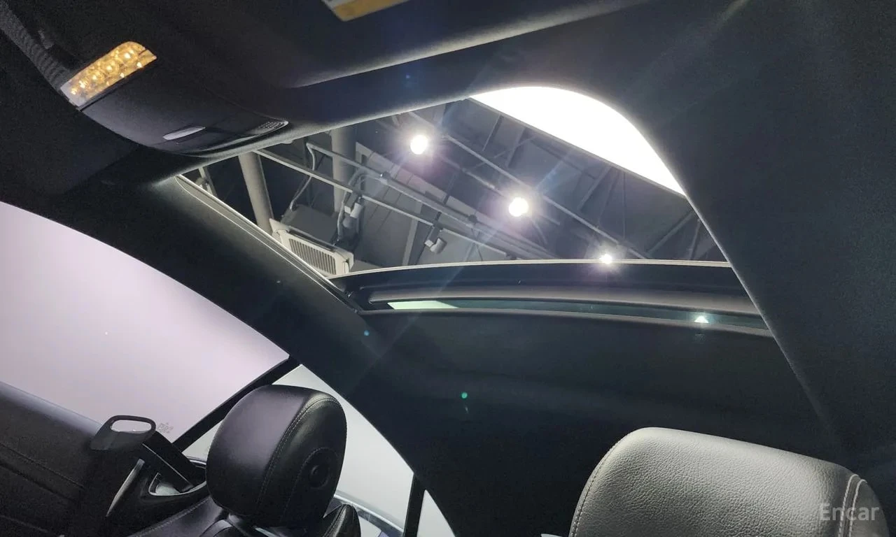 Mercedes-Benz E 220 * COUPE * ЦЕНА ДО БЪЛГАРИЯ * , снимка 17 - Автомобили и джипове - 56084345