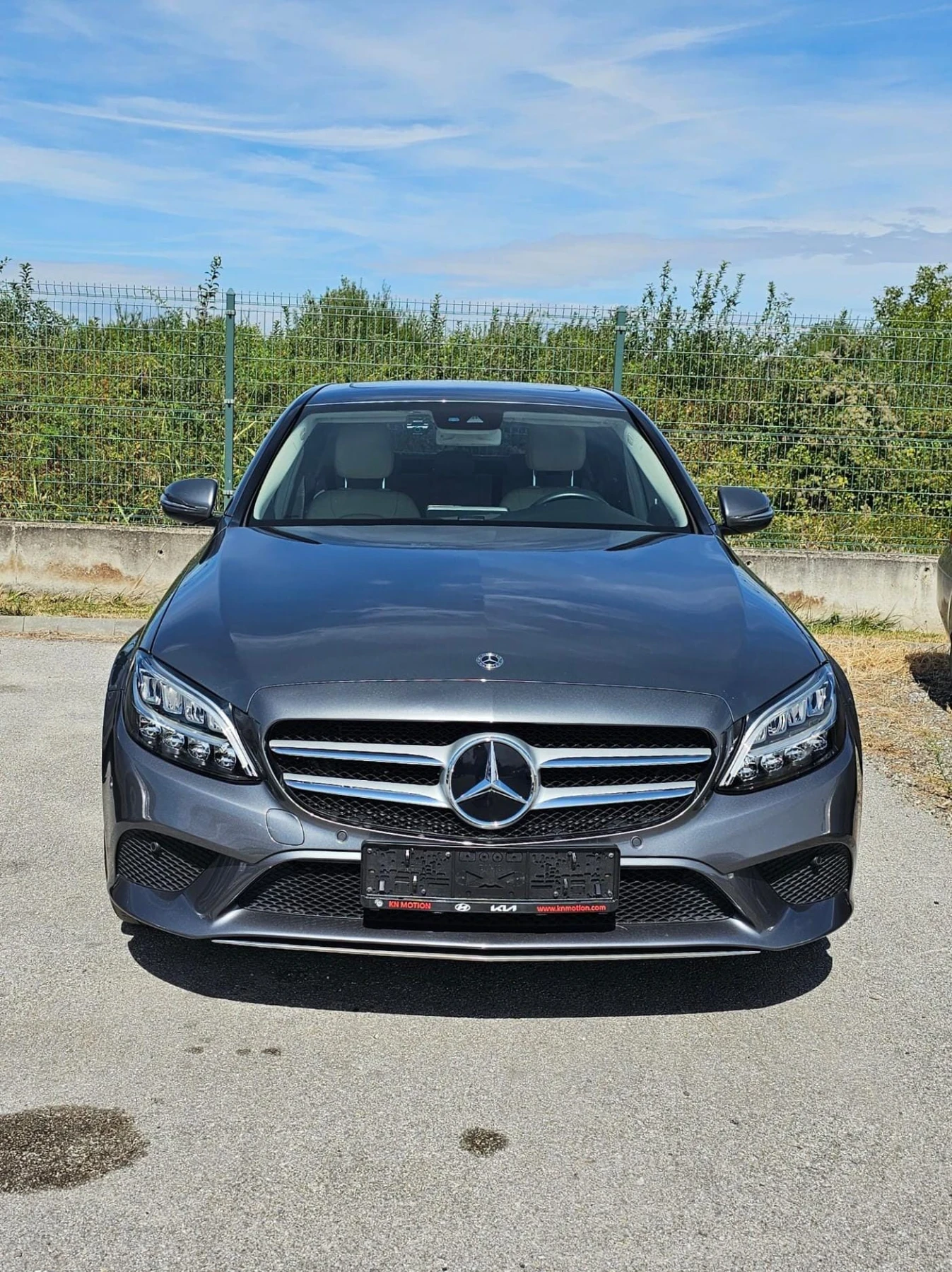 Mercedes-Benz C 220