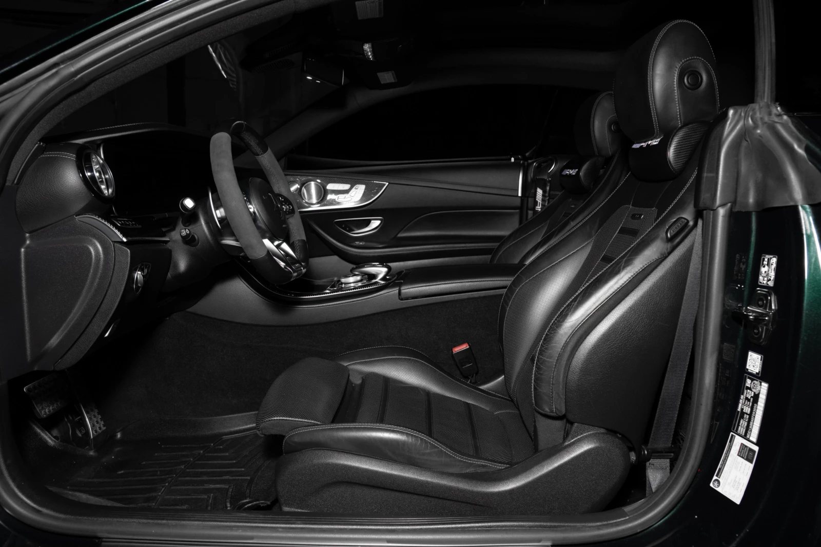 Mercedes-Benz E 53 AMG 4MATIC+ Coupe, снимка 11 - Автомобили и джипове - 56116751
