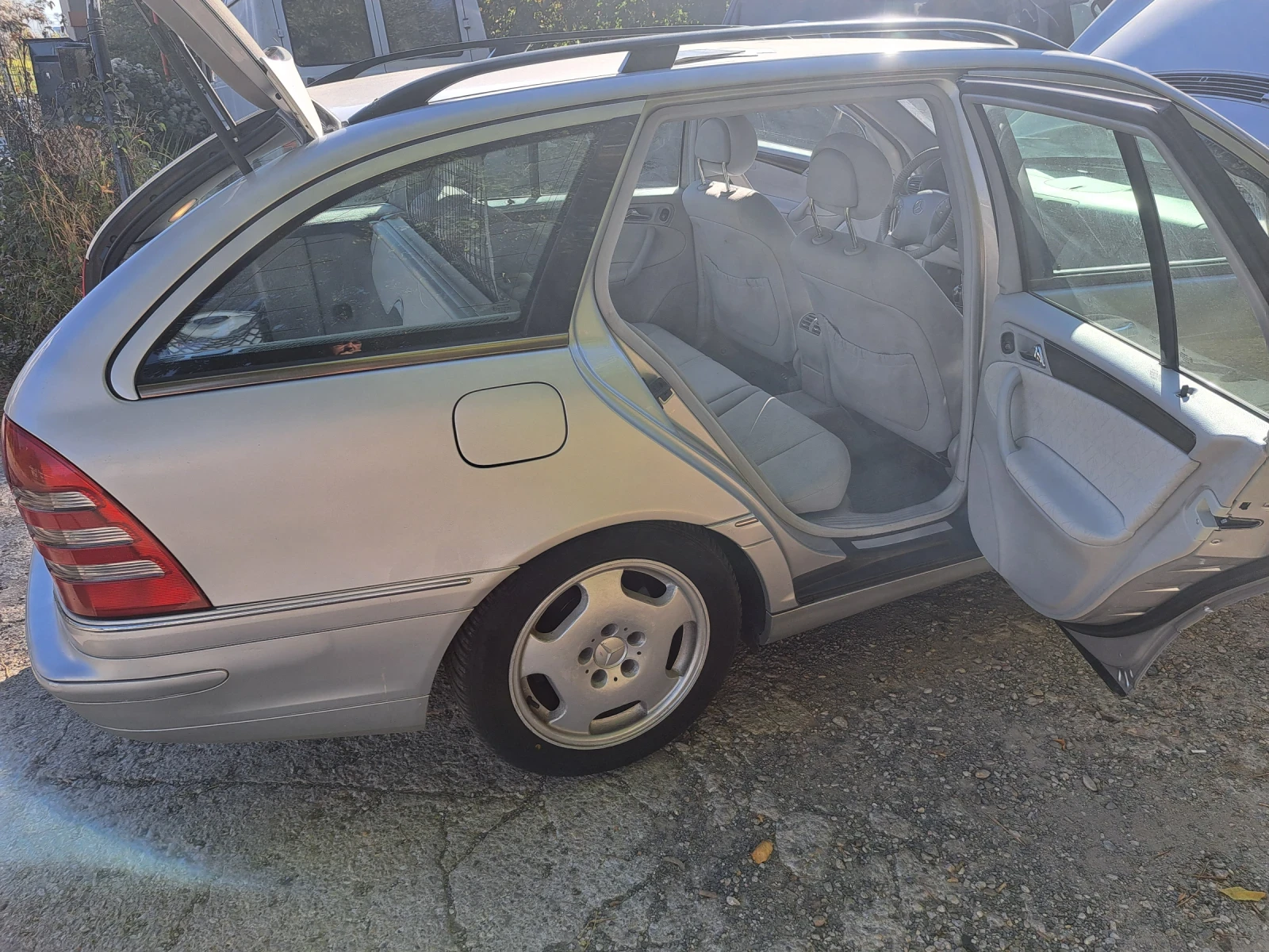 Mercedes-Benz C 270, снимка 14 - Автомобили и джипове - 56344002