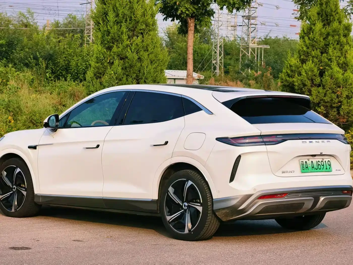 Denza N7 PERFORMANCE MAX | 530hp AWD | 3.9s | 91.3kWh | Mobile.bg � ����������� 4