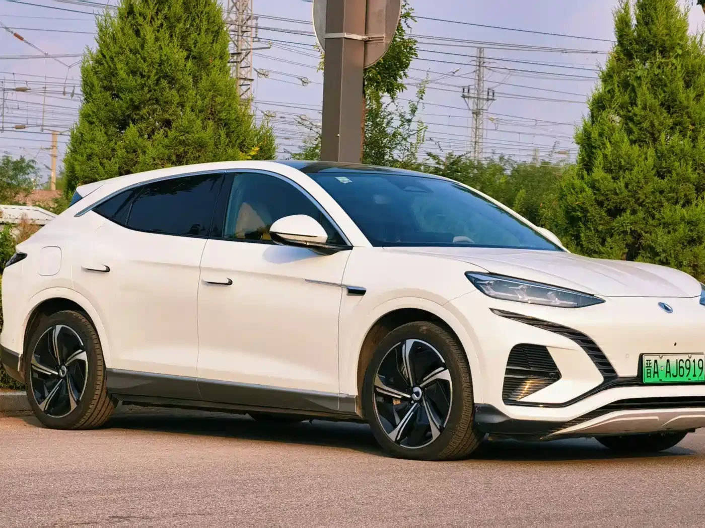 Denza N7 PERFORMANCE MAX | 530hp AWD | 3.9s | 91.3kWh | Mobile.bg � ����������� 3