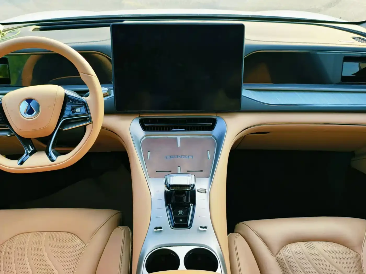 Denza N7 PERFORMANCE MAX | 530hp AWD | 3.9s | 91.3kWh | Mobile.bg � ����������� 9