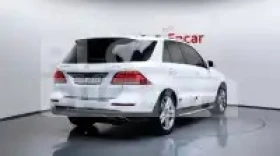 Mercedes-Benz GLE 350 4MATIC/ШИБИДАХ/ФИКСИРАНА ЦЕНА ДО БГ, снимка 4 - Автомобили и джипове - 54928764