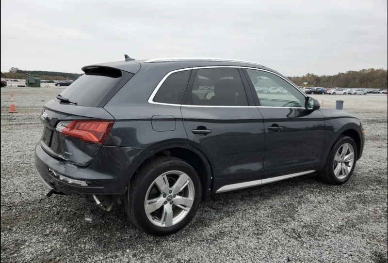 Audi Q5 PREMIUM, снимка 4 - Автомобили и джипове - 48250060