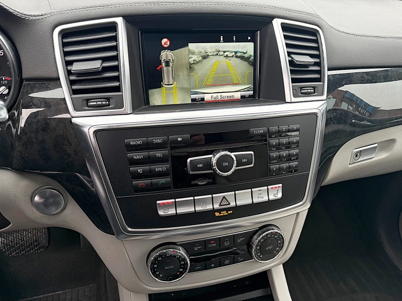 Mercedes-Benz GL 350 AMG-PANORAMA-360KAMERA-HARMAN KARDON-7MESTA-FULLLL, снимка 12 - Автомобили и джипове - 48493283