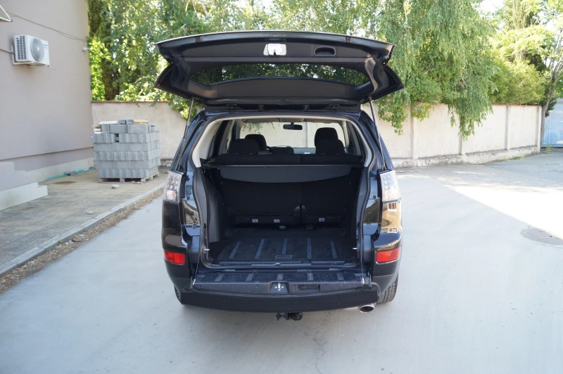 Mitsubishi Outlander 2.4i, снимка 12 - Автомобили и джипове - 50909034