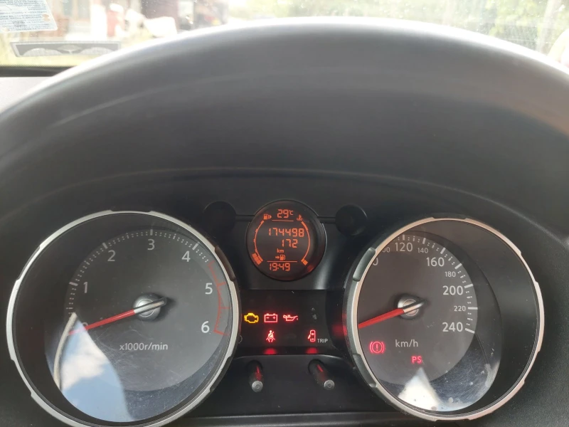 Nissan Qashqai 2.0 DCi 150HP, снимка 10 - Автомобили и джипове - 52806621