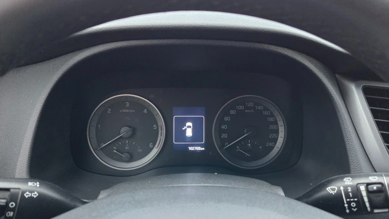 Hyundai Tucson 1.7 CRDi EUR.6B, снимка 15 - Автомобили и джипове - 52335236