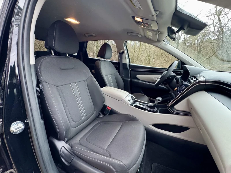 Hyundai Tucson 2.5i 4x4 , снимка 9 - Автомобили и джипове - 53011944