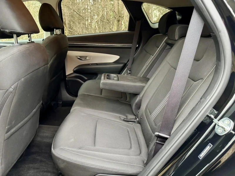Hyundai Tucson 2.5i 4x4 , снимка 12 - Автомобили и джипове - 53011944