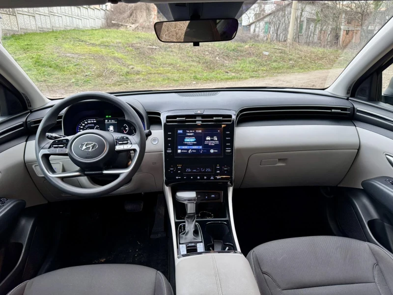 Hyundai Tucson 2.5i 4x4 , снимка 13 - Автомобили и джипове - 53011944