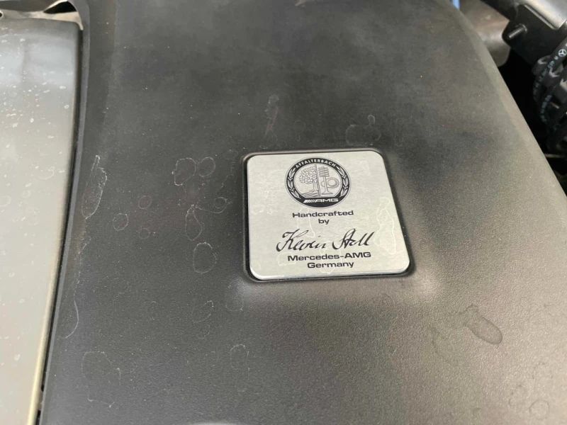 Mercedes-Benz G 63 AMG * CARFAX * БЕЗ ПЪРВОНАЧАЛНА ВНОСКА, снимка 16 - Автомобили и джипове - 53140750