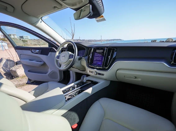 Volvo XC60, снимка 7 - Автомобили и джипове - 53298690