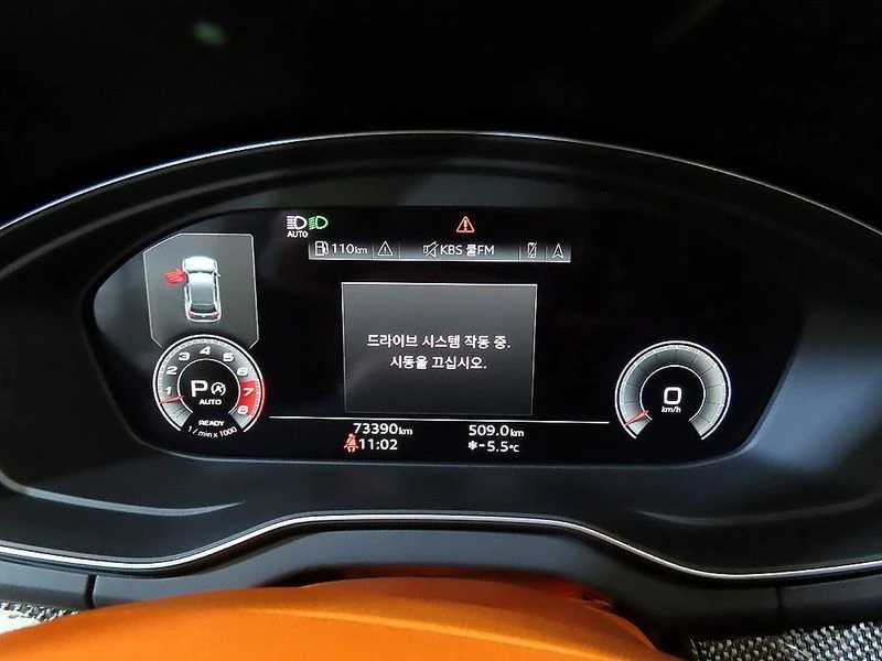 Audi SQ5 3.0 TFSI Quattro| 349к.с.| ВКЛ.ТЕХНОТЕСТ, снимка 10 - Автомобили и джипове - 55392794