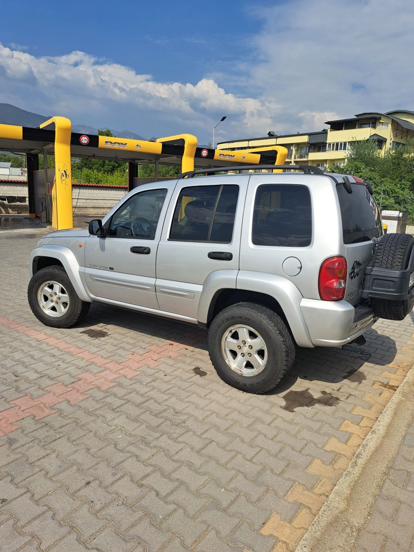 Jeep Cherokee Liberty limited - изображение 5