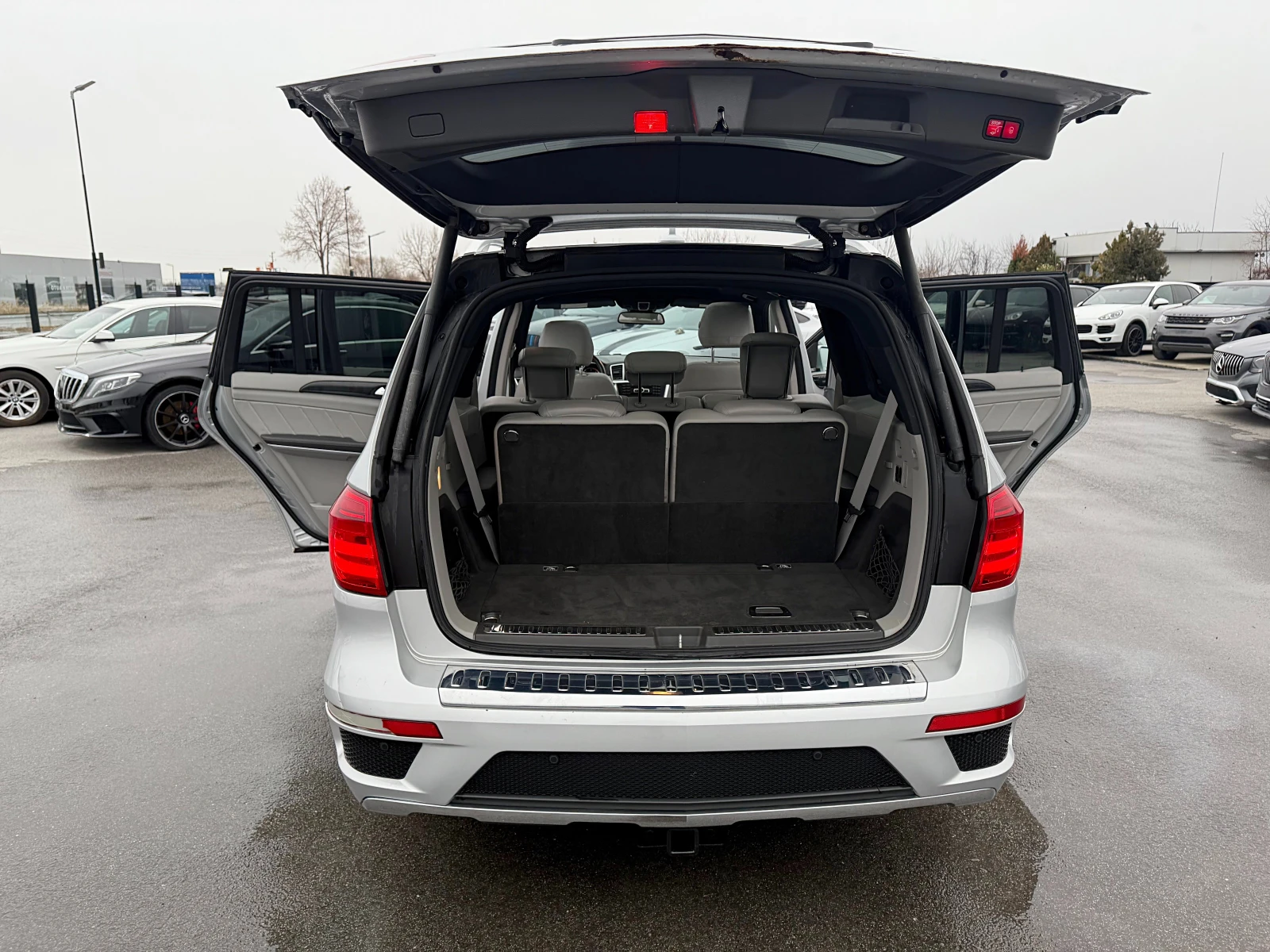 Mercedes-Benz GL 350 AMG-PANORAMA-360KAMERA-HARMAN KARDON-7MESTA-FULLLL | Mobile.bg — изображение 15