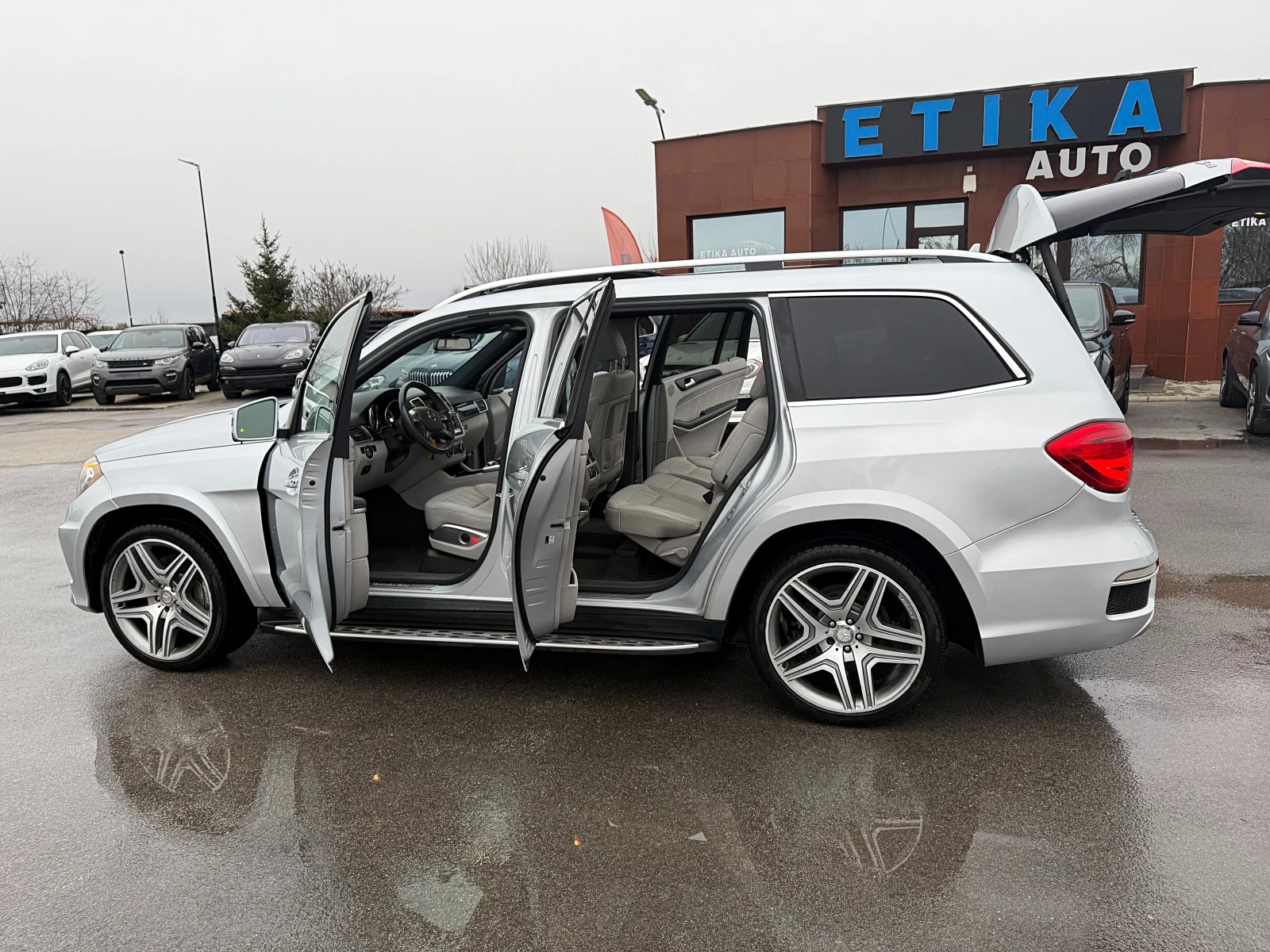 Mercedes-Benz GL 350 AMG-PANORAMA-360KAMERA-HARMAN KARDON-7MESTA-FULLLL | Mobile.bg — изображение 13