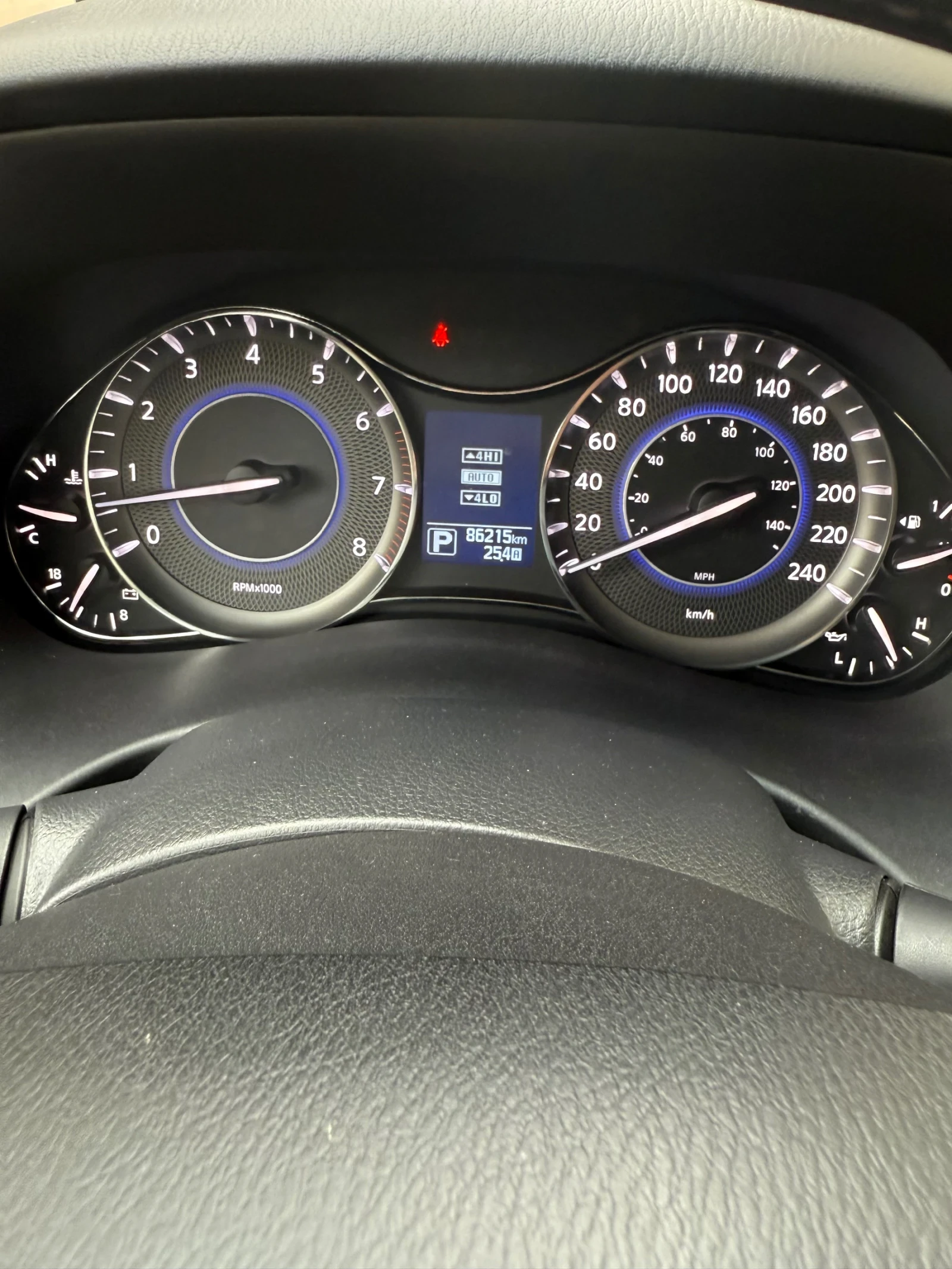 Infiniti QX80 86000 км реални в перфектно състояние - изображение 10
