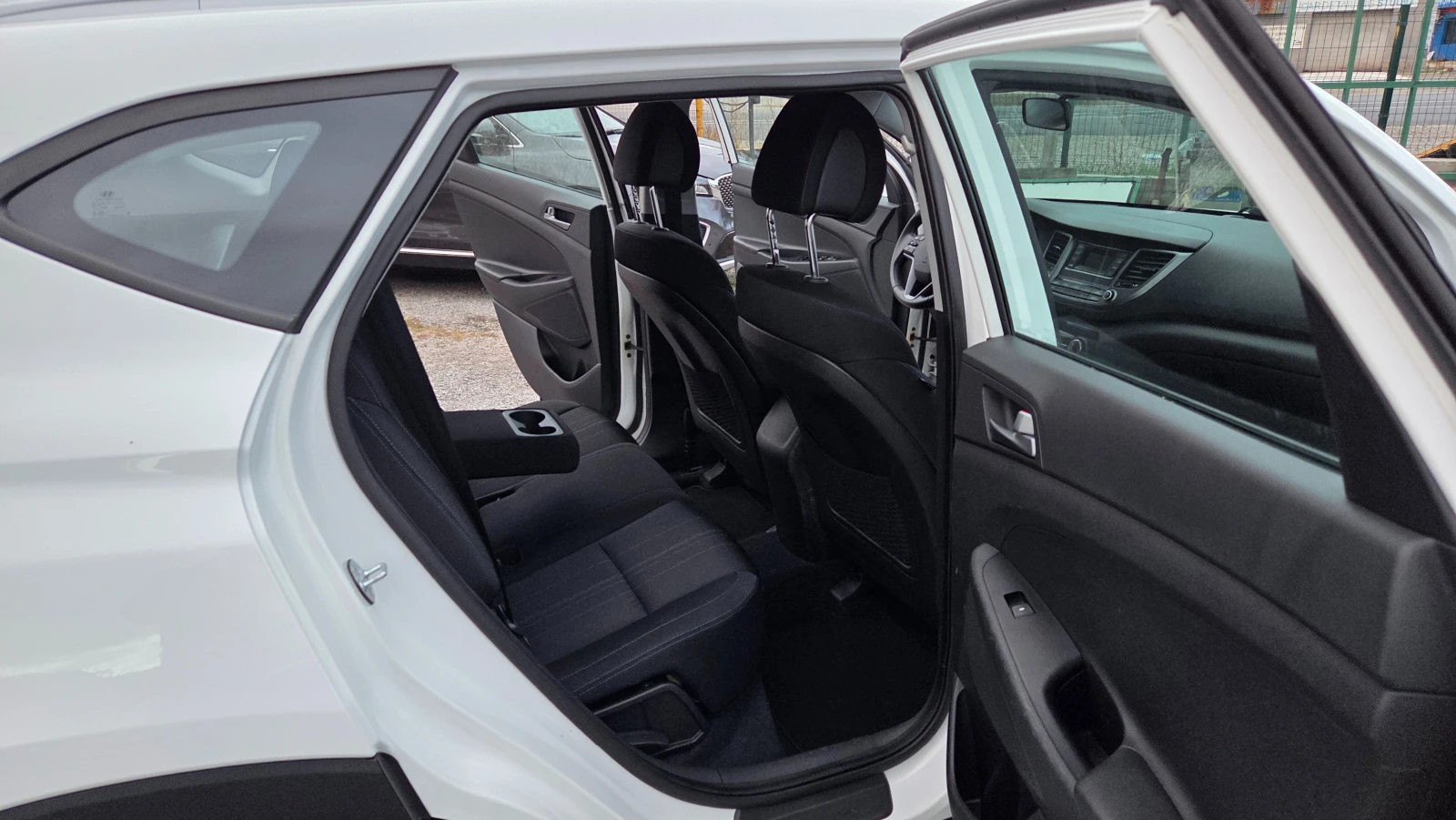 Hyundai Tucson 1.7 CRDi EUR.6B | Mobile.bg � ����������� 13