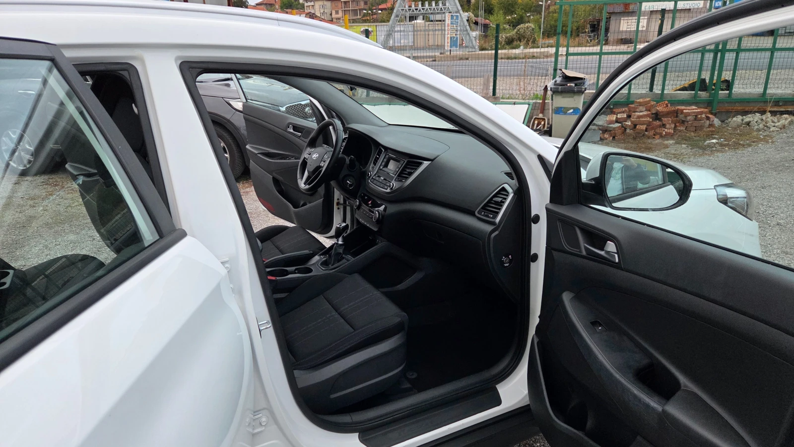 Hyundai Tucson 1.7 CRDi EUR.6B | Mobile.bg � ����������� 12