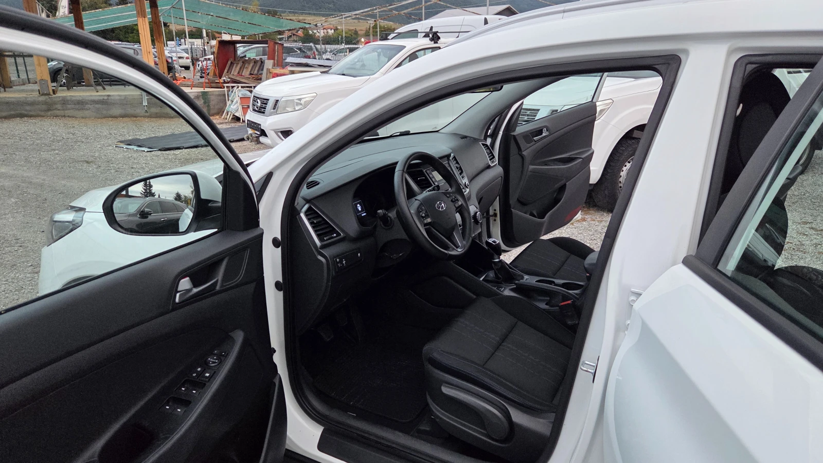 Hyundai Tucson 1.7 CRDi EUR.6B - изображение 9