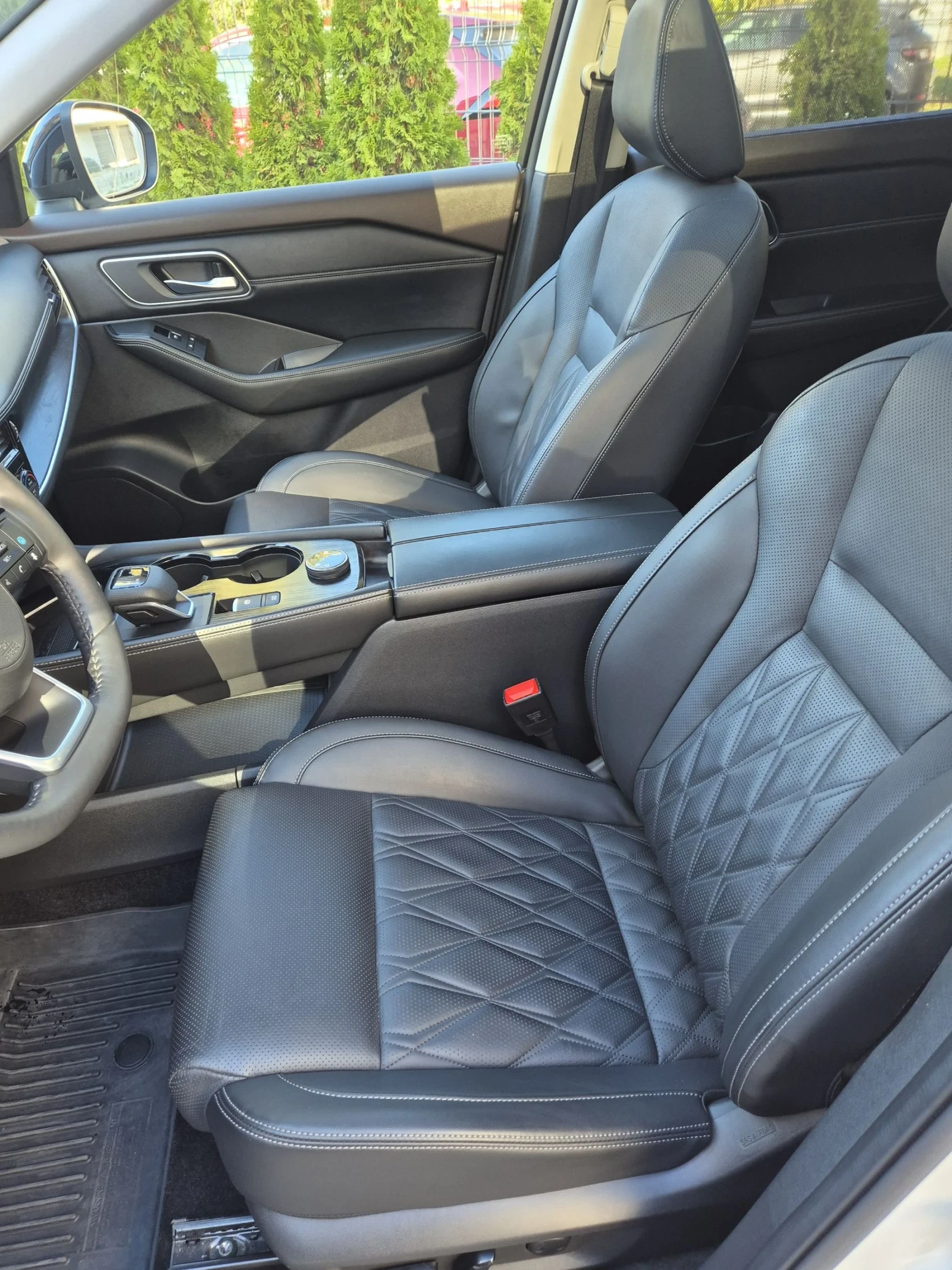 Nissan X-trail 2.5i AWD PLATINUM 45000км - изображение 9