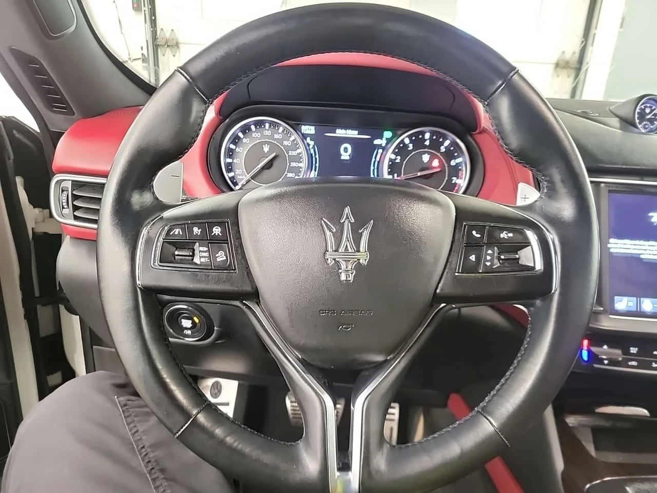 Maserati Levante * S GRANLUSSO * CARFAX * 2 ����� * PANO *  | Mobile.bg � ����������� 12