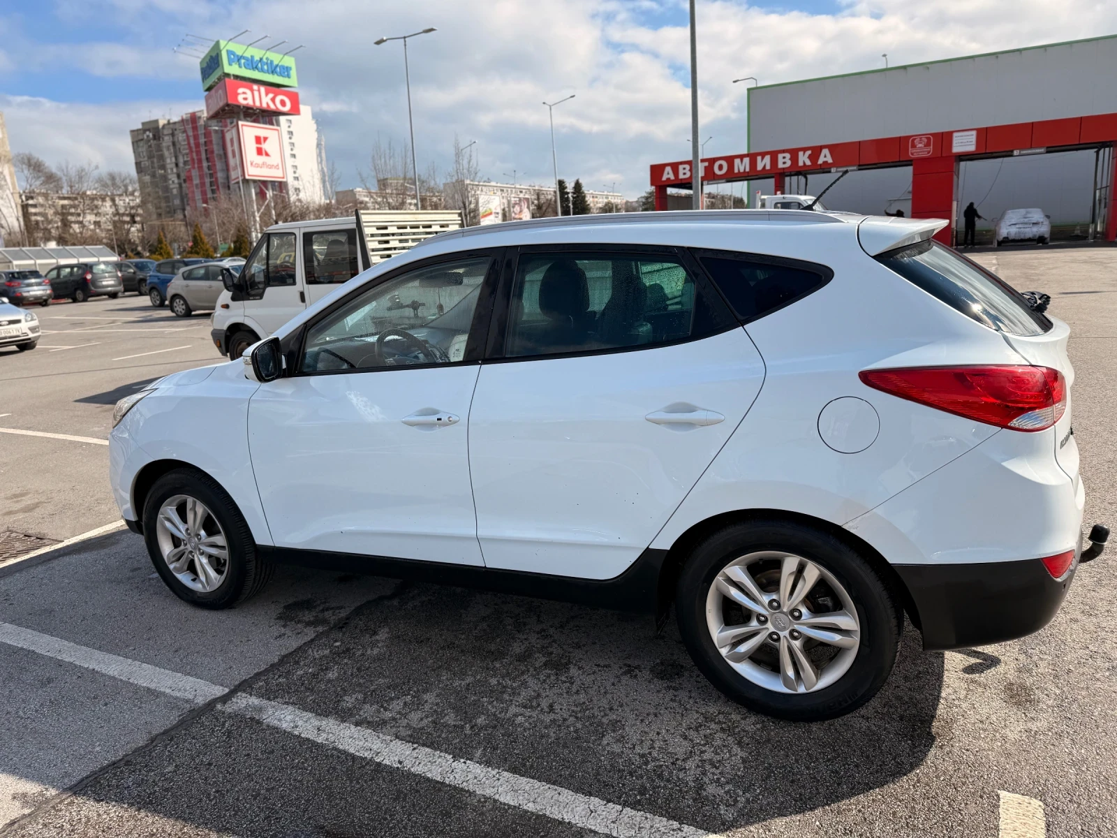 Hyundai IX35 136CRDI Start Stop 4х4 FULL, снимка 8 - Автомобили и джипове - 53741059