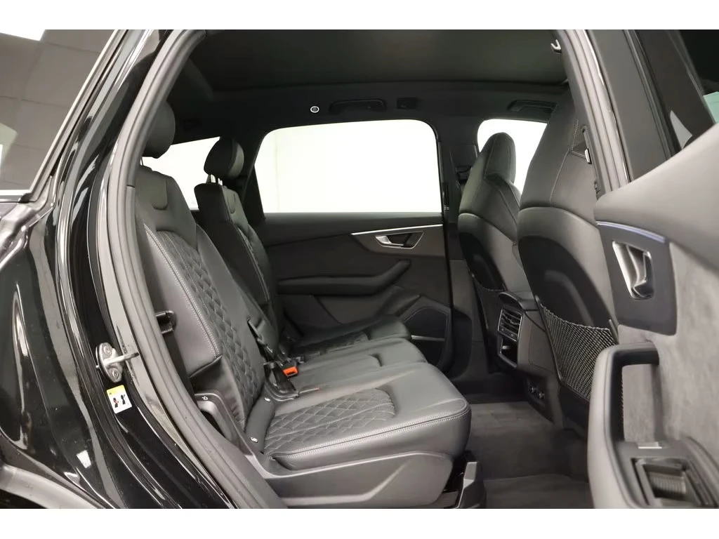 Audi Q7 FACELIFT* 3XS-LINE* RS* OLED LIGHTS* PANO* 360* , снимка 13 - Автомобили и джипове - 53769548