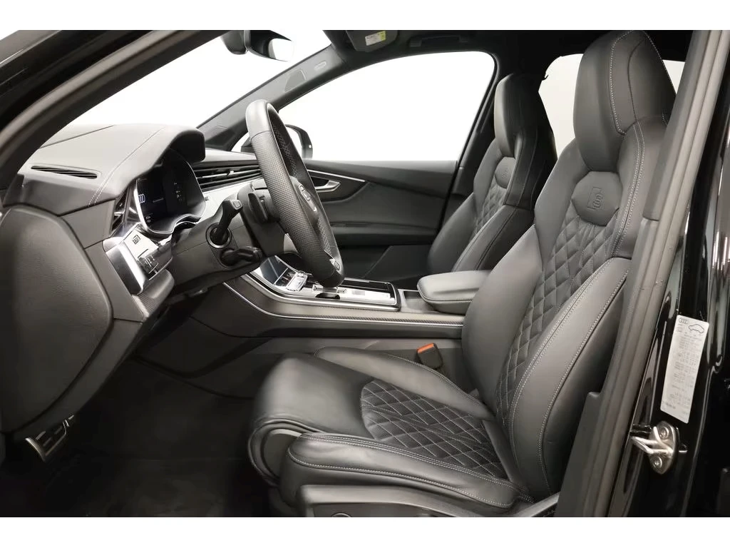 Audi Q7 FACELIFT* 3XS-LINE* RS* OLED LIGHTS* PANO* 360* , снимка 9 - Автомобили и джипове - 53769548