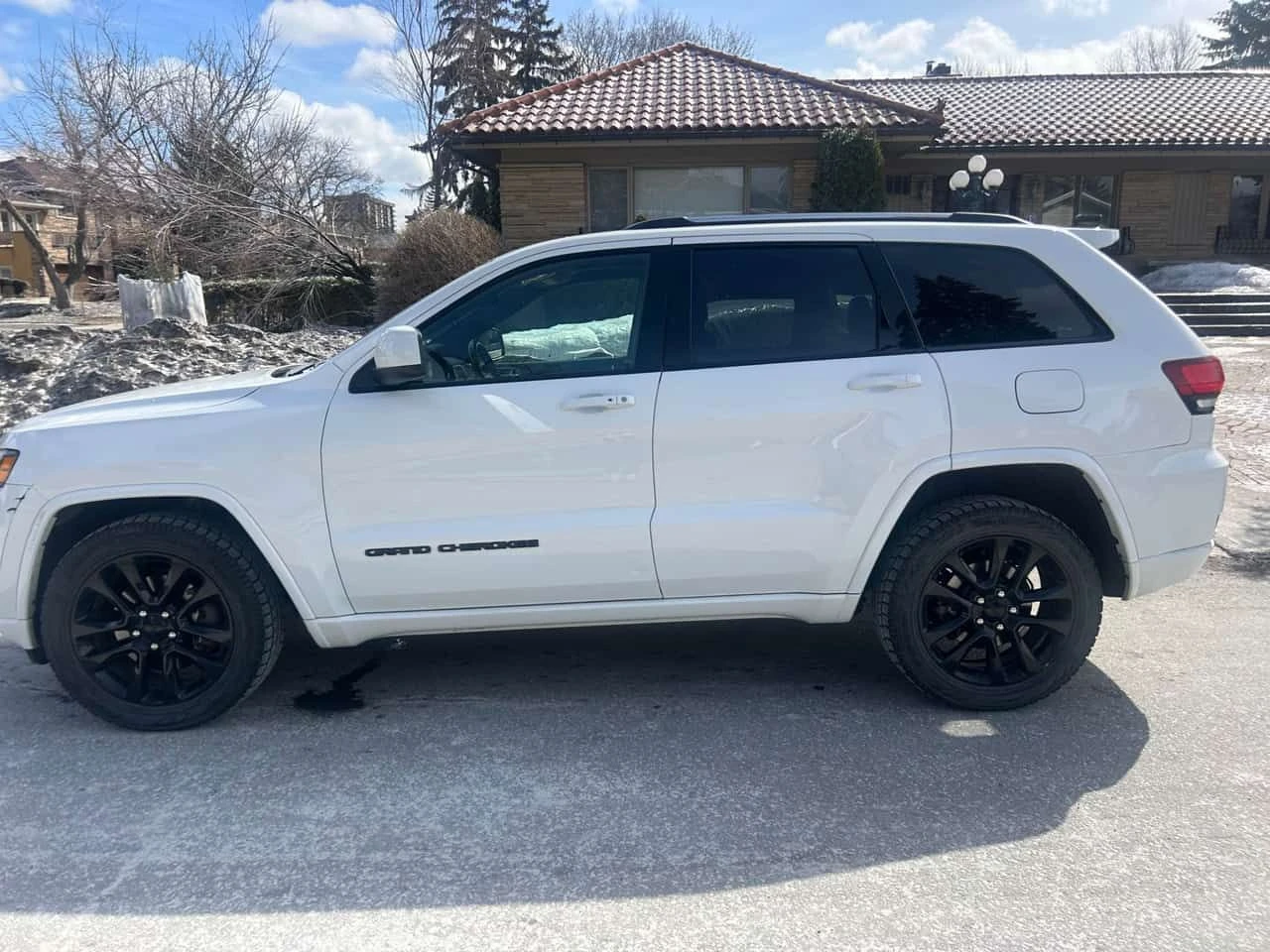 Jeep Grand cherokee * ALTITUDE * ОБДУХВАНЕ* ПОДГРЕВИ* , снимка 9 - Автомобили и джипове - 54006907