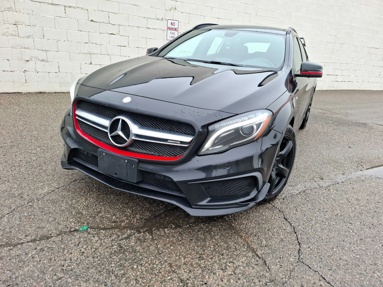 Mercedes-Benz GLA * AMG Line * HeadUp * * AвтоКредит* (ЦЕНА ДО БГ), снимка 3 - Автомобили и джипове - 54008398