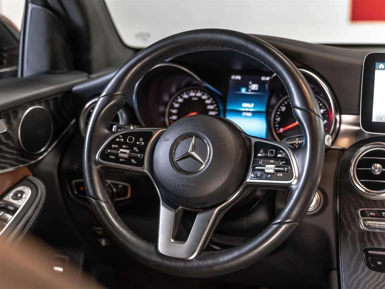 Mercedes-Benz GLC * GLC300 4MATIC * CARFAX * ���� �� �� | Mobile.bg � ����������� 7
