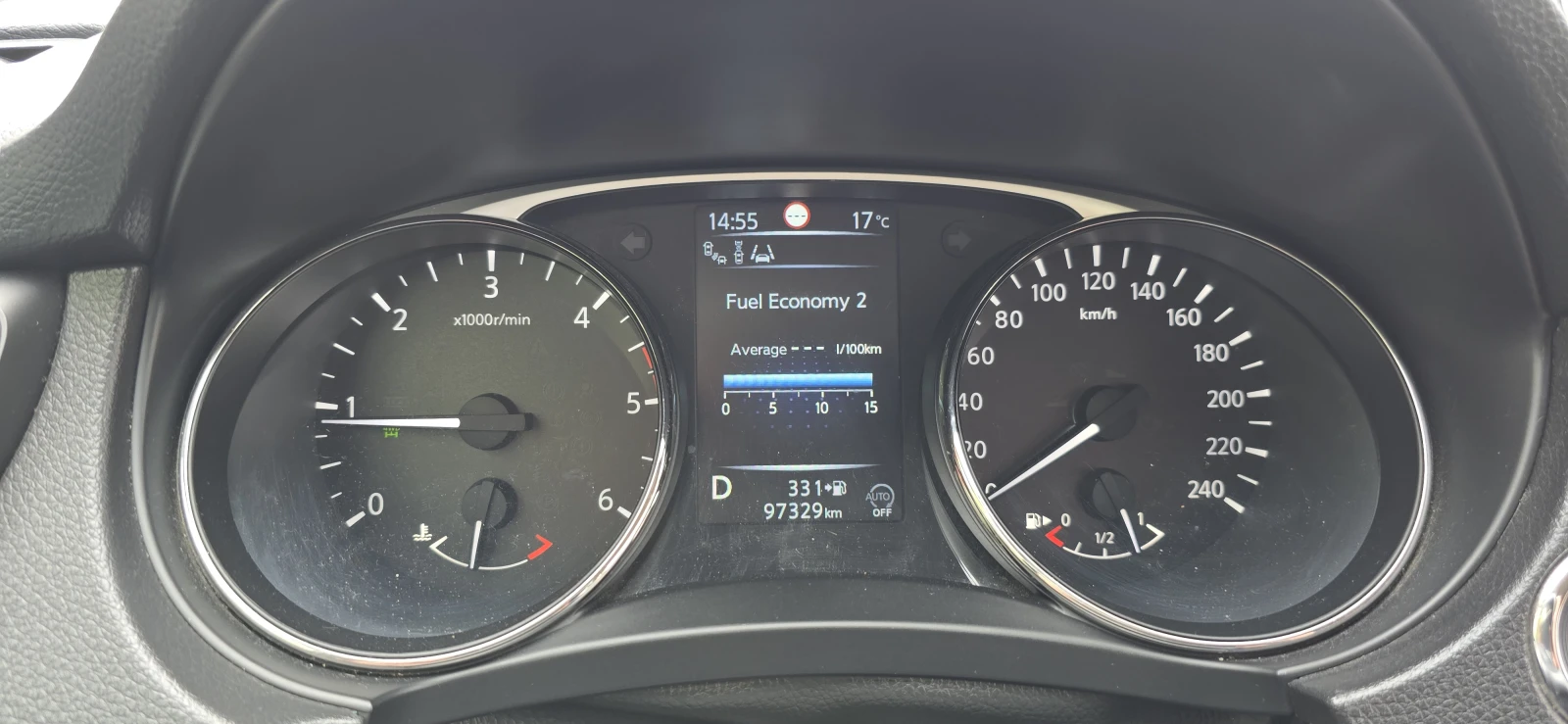 Nissan X-trail, снимка 9 - Автомобили и джипове - 54553937