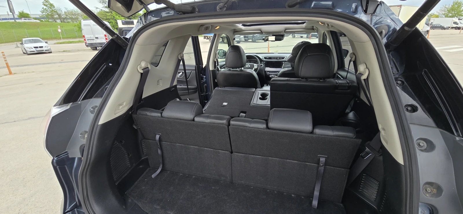 Nissan X-trail, снимка 13 - Автомобили и джипове - 54553937