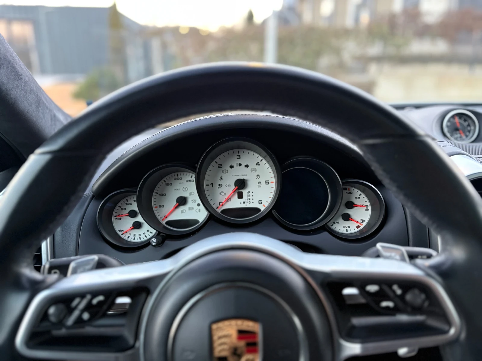 Porsche Cayenne 3.0D Platinum Edition GTS Pack, снимка 10 - Автомобили и джипове - 55025037
