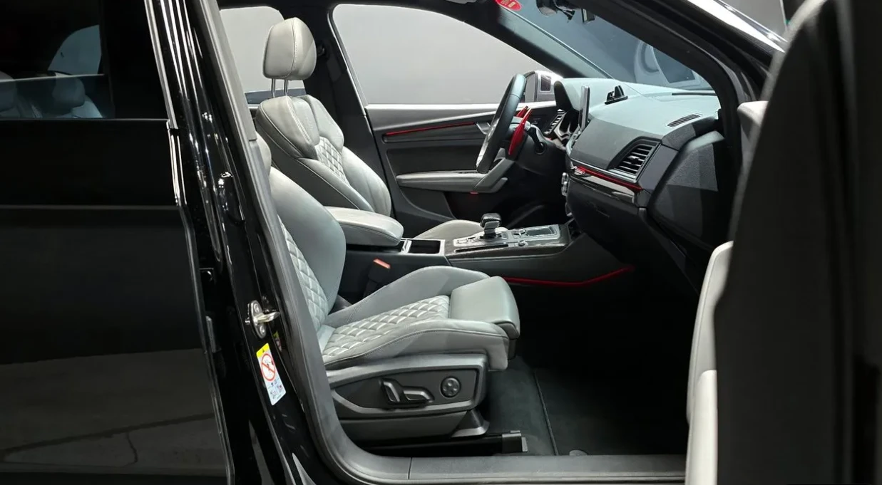 Audi SQ5 ABT * ПАНОРАМА * 360 КАМЕРА * HEAD UP * , снимка 10 - Автомобили и джипове - 55352696
