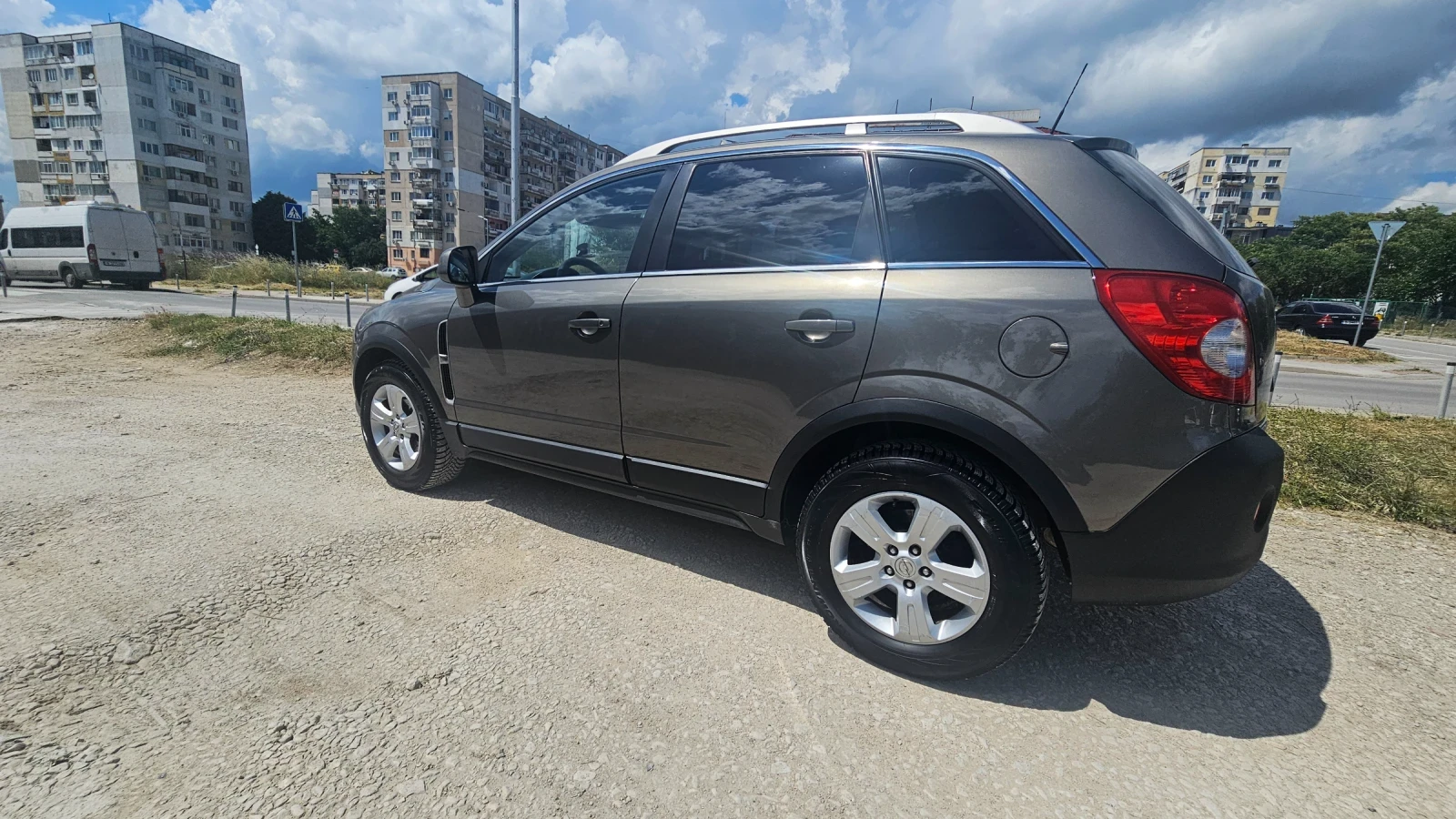 Opel Antara, снимка 6 - Автомобили и джипове - 55499552