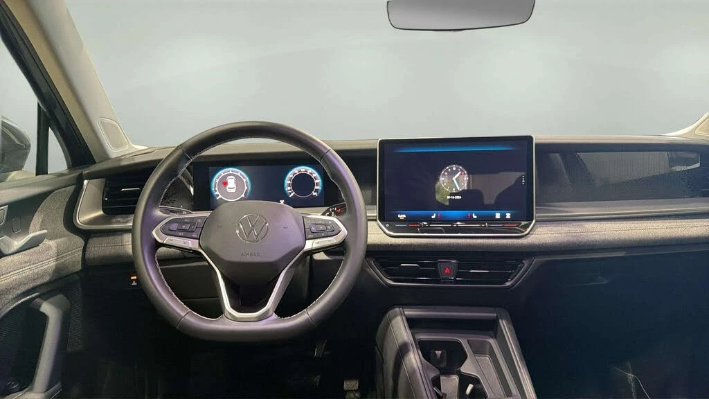 VW Tiguan 2.0* 4MOTION* DISTRONIC* КАМЕРА* КРАЙАН ЦЕНА, снимка 10 - Автомобили и джипове - 56208773
