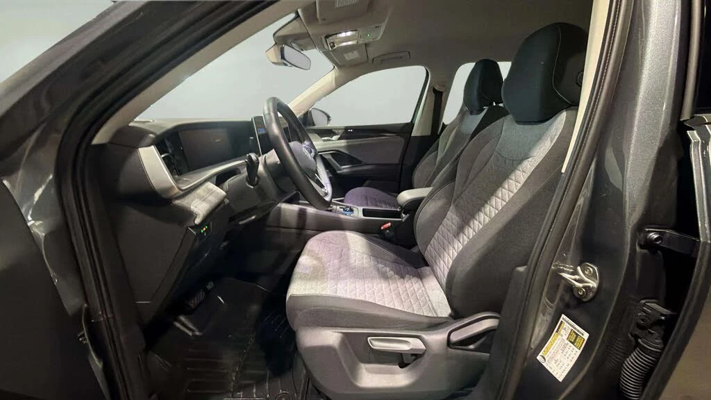 VW Tiguan 2.0* 4MOTION* DISTRONIC* КАМЕРА* КРАЙАН ЦЕНА, снимка 8 - Автомобили и джипове - 56208773