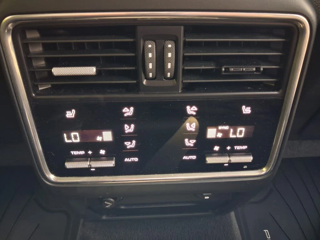 Porsche Cayenne 3.0T* CHRONO* BOSE* �����* ���������* 360* ������  | Mobile.bg � ����������� 16