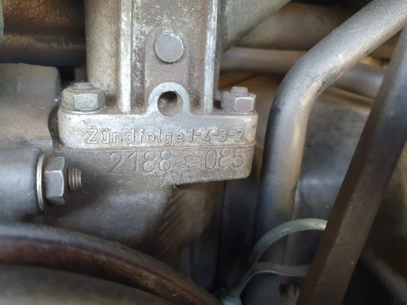 VW T2, снимка 12 - Бусове и автобуси - 52300737