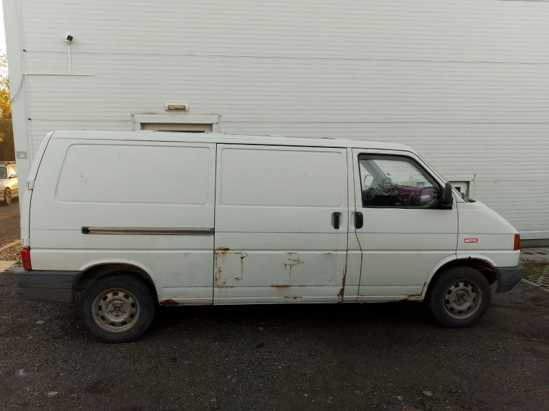 VW T4, снимка 4 - Бусове и автобуси - 52420732