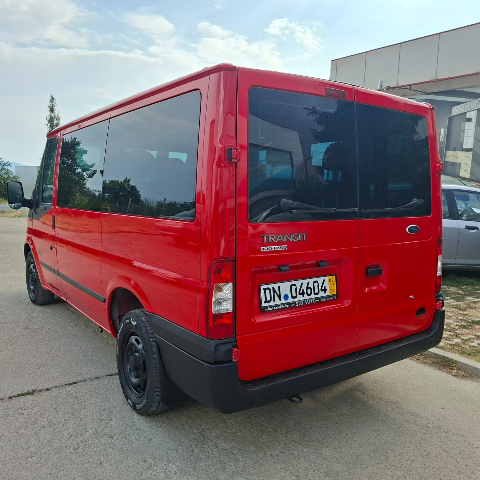 Ford Transit 2.0 Tdci 225000km 6skorost zaden klimatik, снимка 4 - Бусове и автобуси - 55656761
